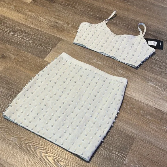 Fashion Nova Cream Pearl Set - Picture 2 of 4